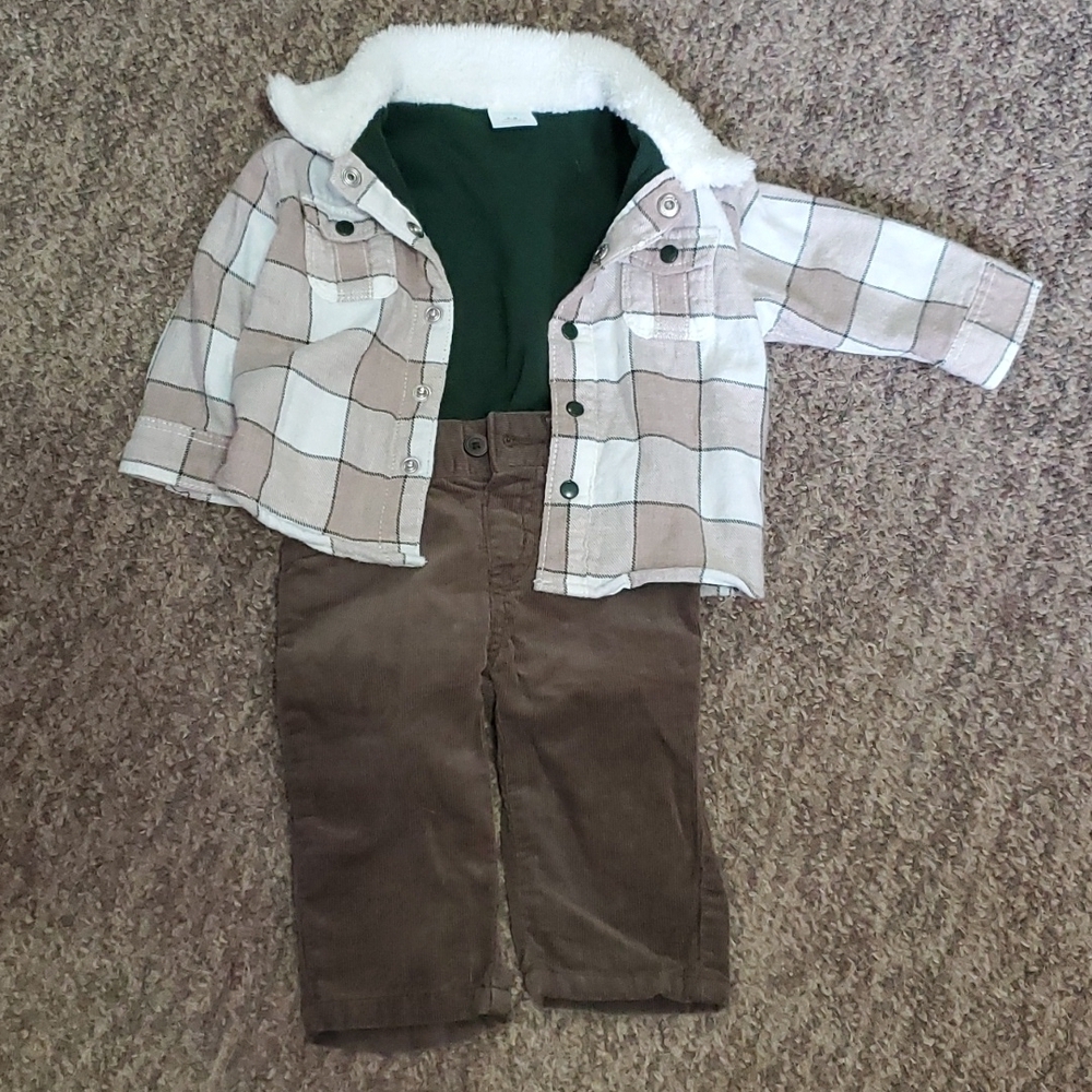 💥HOST PICK💥  Gymboree 2 piece jacket and pants 3 to 6 months